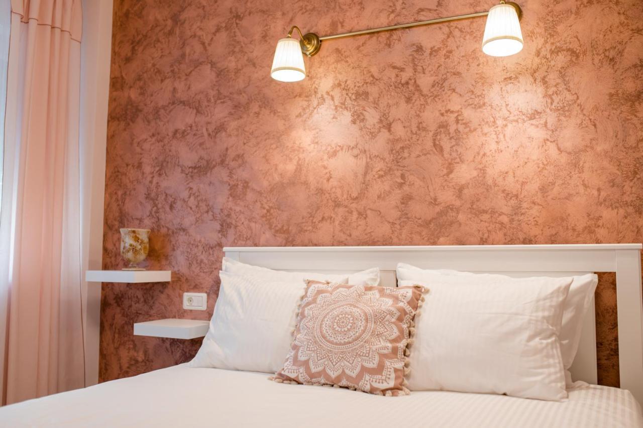 New Iorga5 Oldcity Selfcheckin Timisoara Ngoại thất bức ảnh